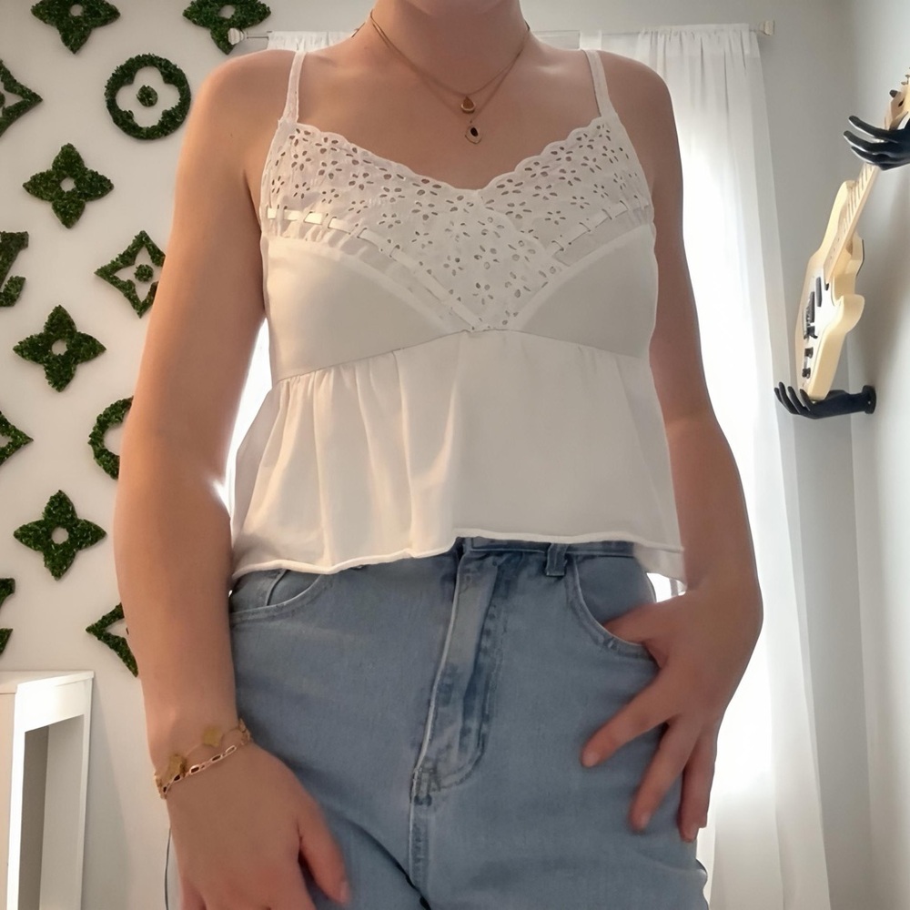 White Floral Ribon Top